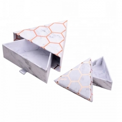 Caixa de flor de papel impressa mármore personalizada do triângulo para o dia de Valentim
